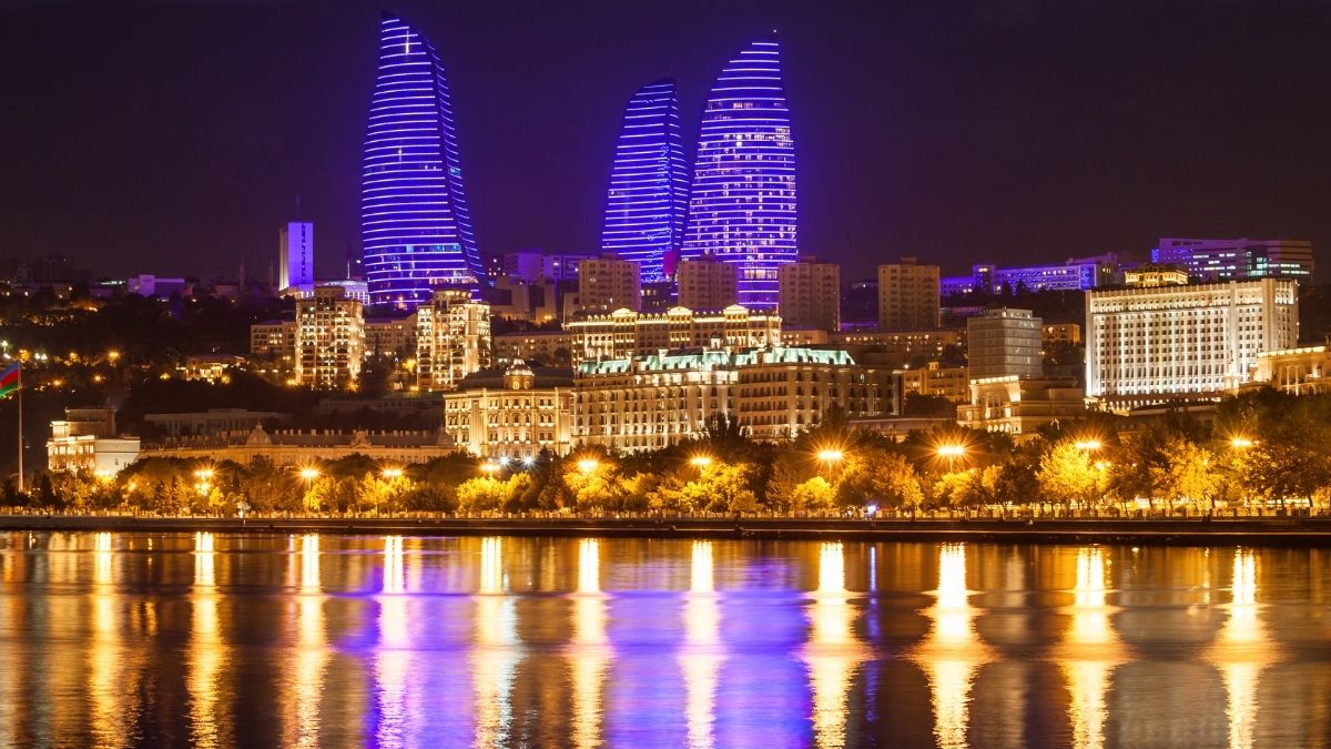 Baku - Láng-tornyok