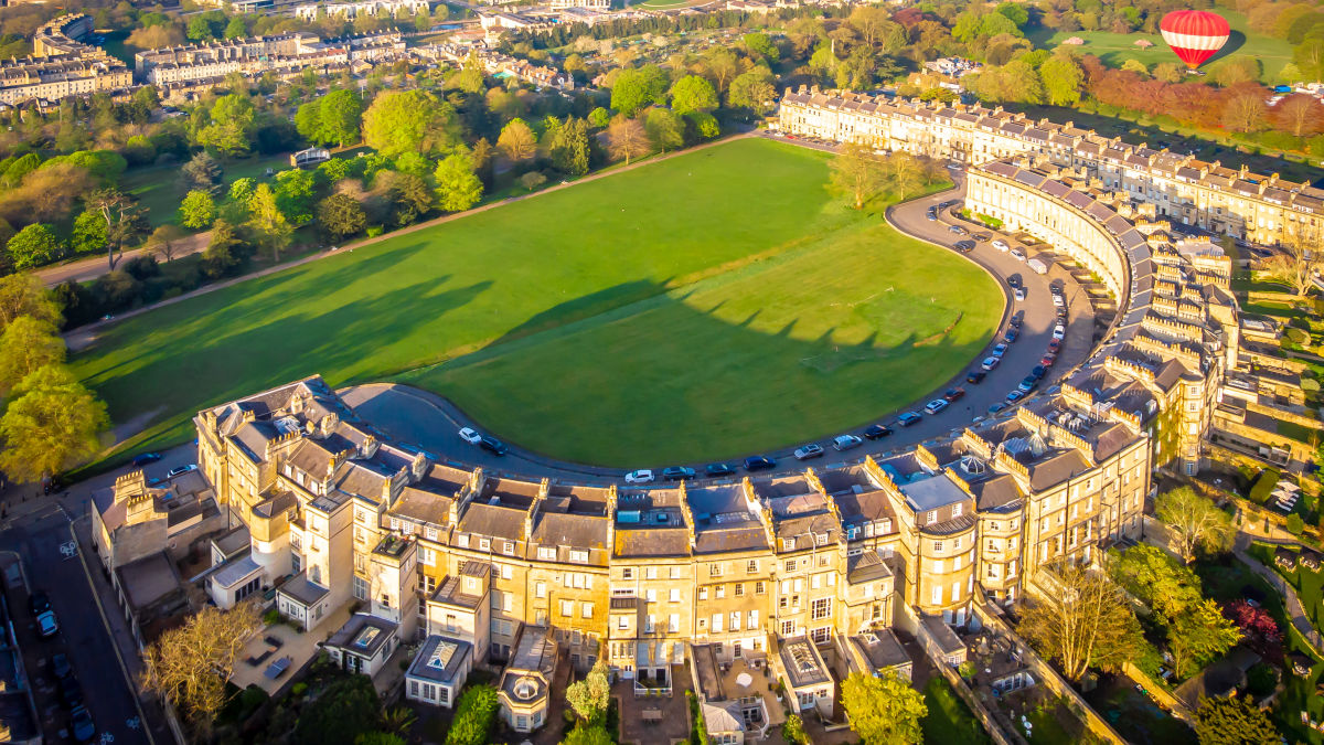 Bath - Royal Crescent sorház