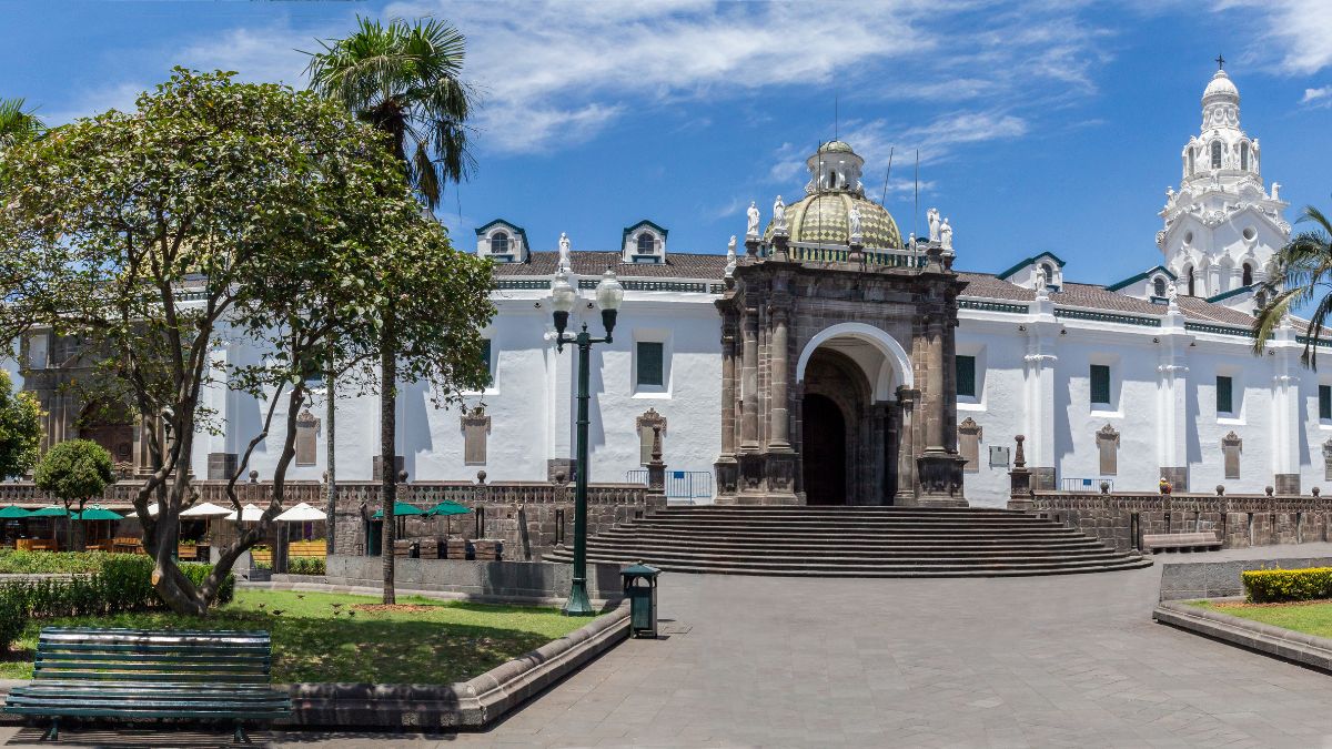 Quito - Plaza de La Independen