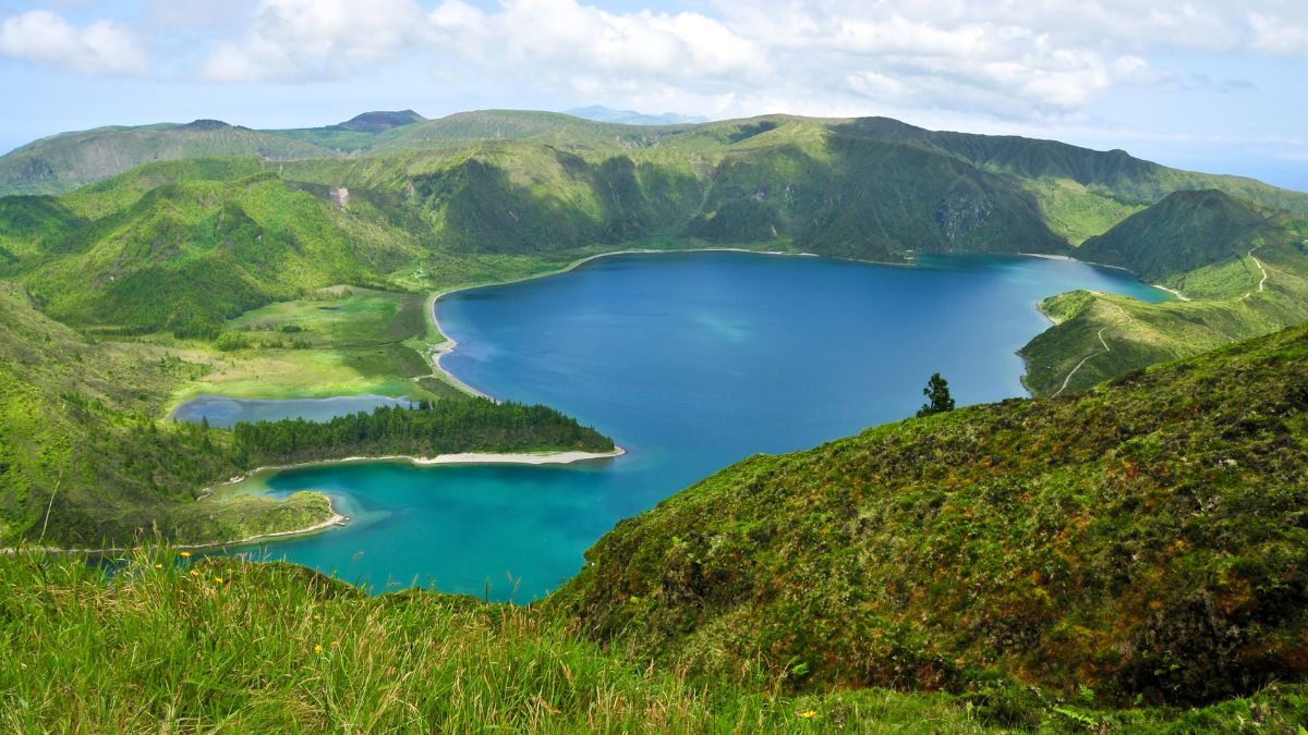  Lagoa da Fogo