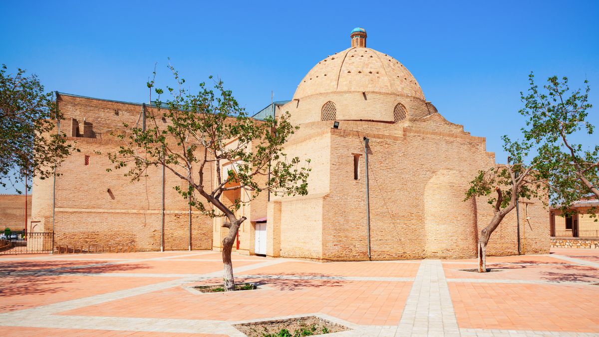 Bukhara - Bolo Khauz mecset